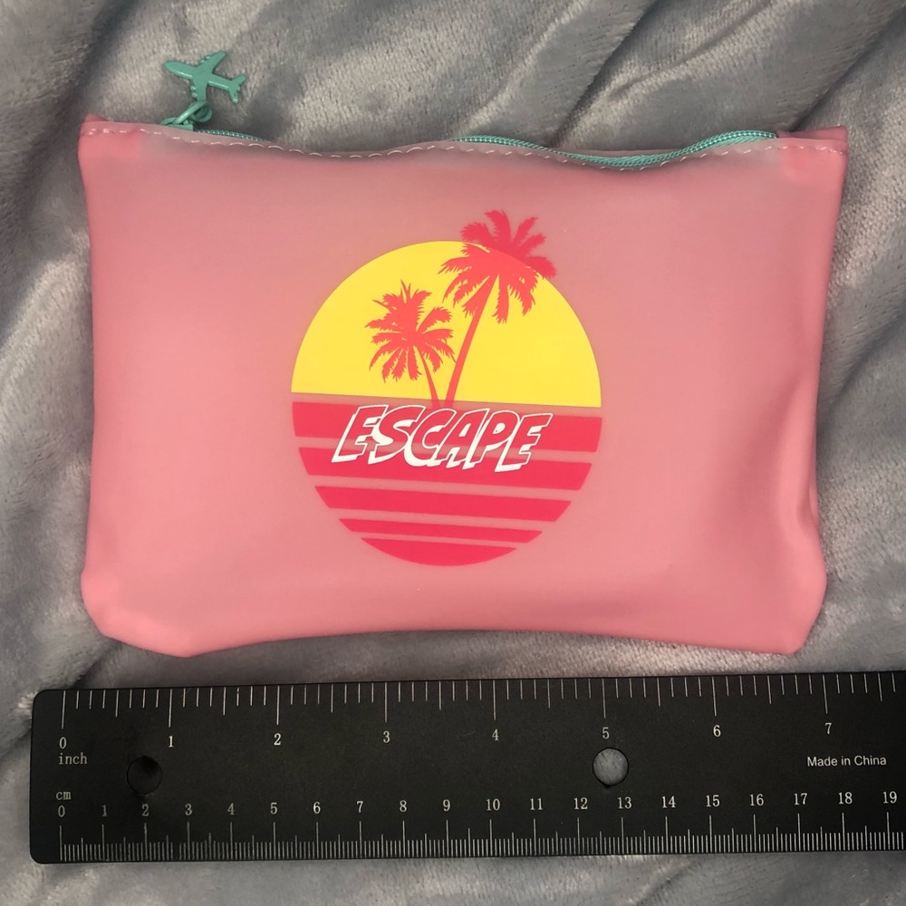 IPSY COSMETIC BAG